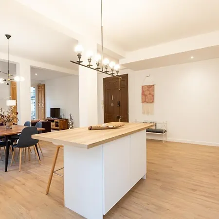 Lujo, Comodidad Y Espacio Centro Apartment *
